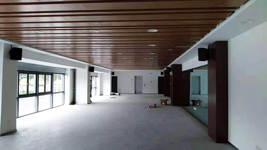 廣州某樓盤營銷中心會議室采用了爵士龍民用音響會議音響系統(tǒng)